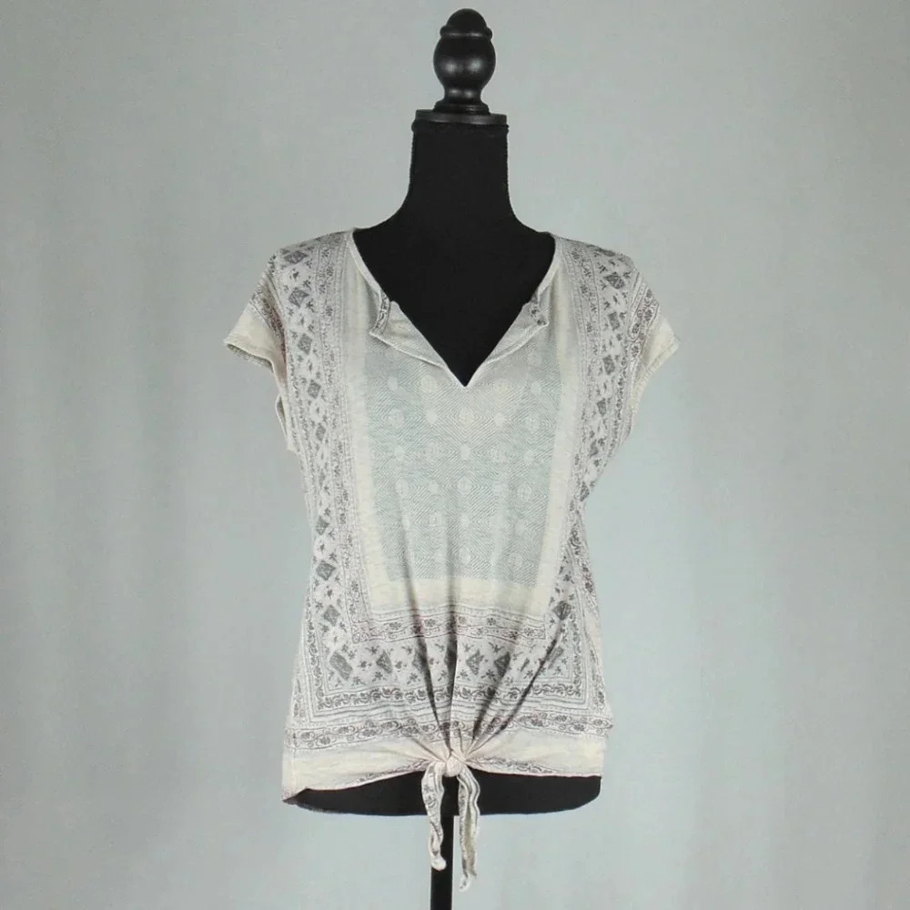 Lucky Brand Light Pink and Grey Printed Split V-Neck Shirt Sz M - Picture 2 of 12